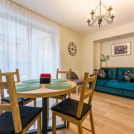 Bory6a & Free Parking