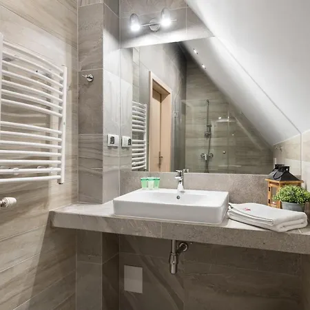 Bory6a & Free Parking דירה זקופאנה