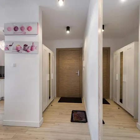 Bory6a & Free Parking דירה זקופאנה