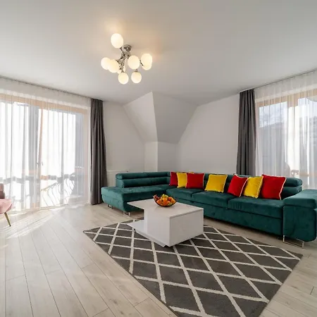 Bory6a & Free Parking 扎科帕内