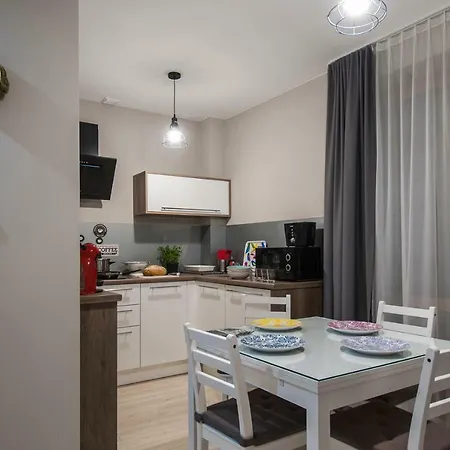 Bory6a & Free Parking Apartamento