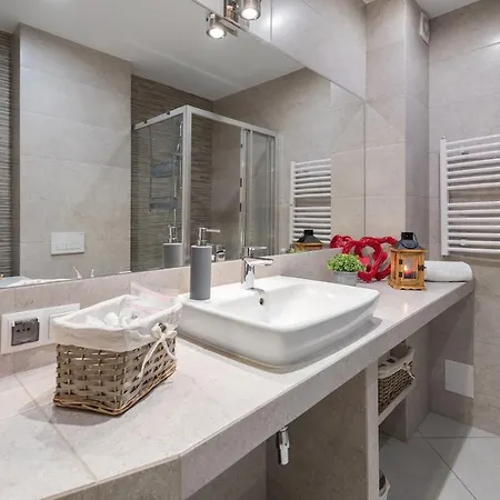 Bory6a & Free Parking דירה זקופאנה