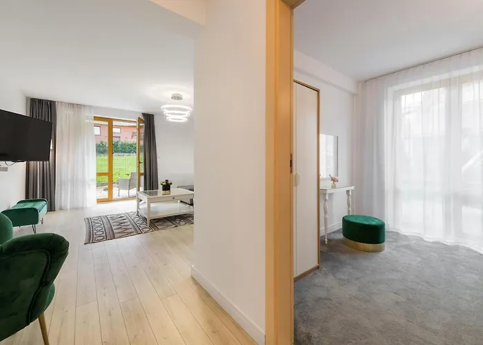 Bory6a & Free Parking *