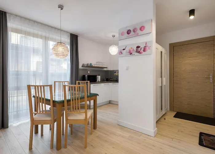 Bory6a & Free Parking Apartment