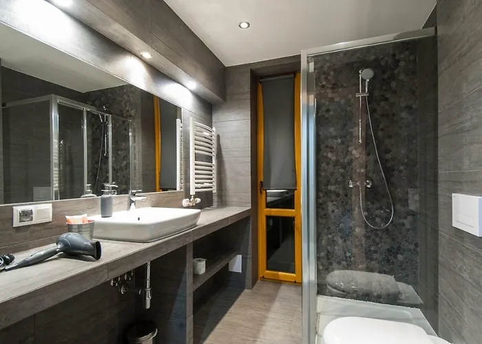 Bory6a & Free Parking